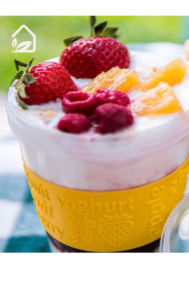 4'lü Hazırla Ve Çık Meyveli Yoğurt Kabı Kaşıklı Hazneli Pratik Taşınabilir Atıştırmalık Müsli Kabı